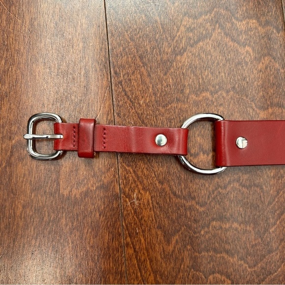 Banana Republic Red Leather Belt with Silver Buckle and Rings, Size Small - Picture 8 of 16